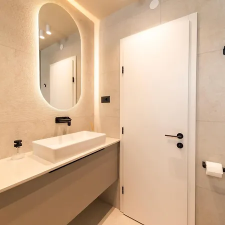 Sevito By Belmont Realty